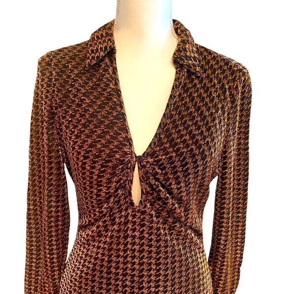 ASTR Nia Metallic Mini Dress Size Large - Picture 6 of 9